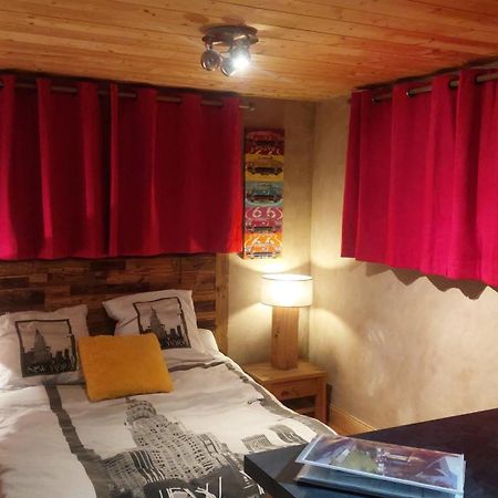 Studio Des Dents De Lanfon Talloires Bagian luar foto
